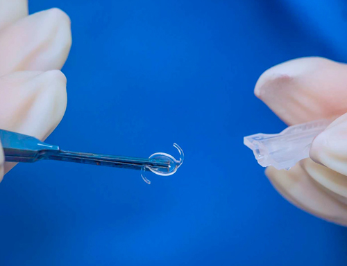Implantes de Lentes Intraoculares